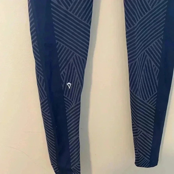 ❤️2/$50❤️NWOT [Y14]  Ivivva Breath Love Seamless Legging - Picture 4 of 7